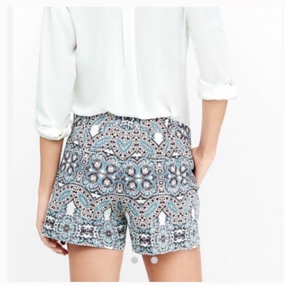 Express Paisley Shorts - Picture 2 of 6